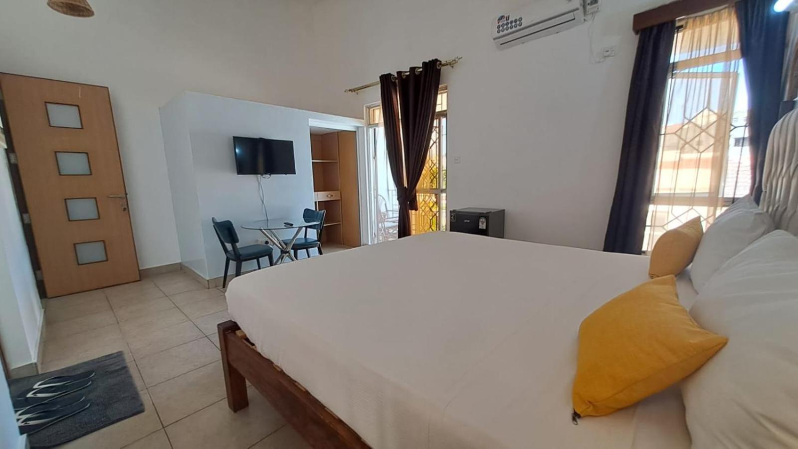 Nyali Beach Ary Homestay Nyali- Behind City Mall מראה חיצוני תמונה